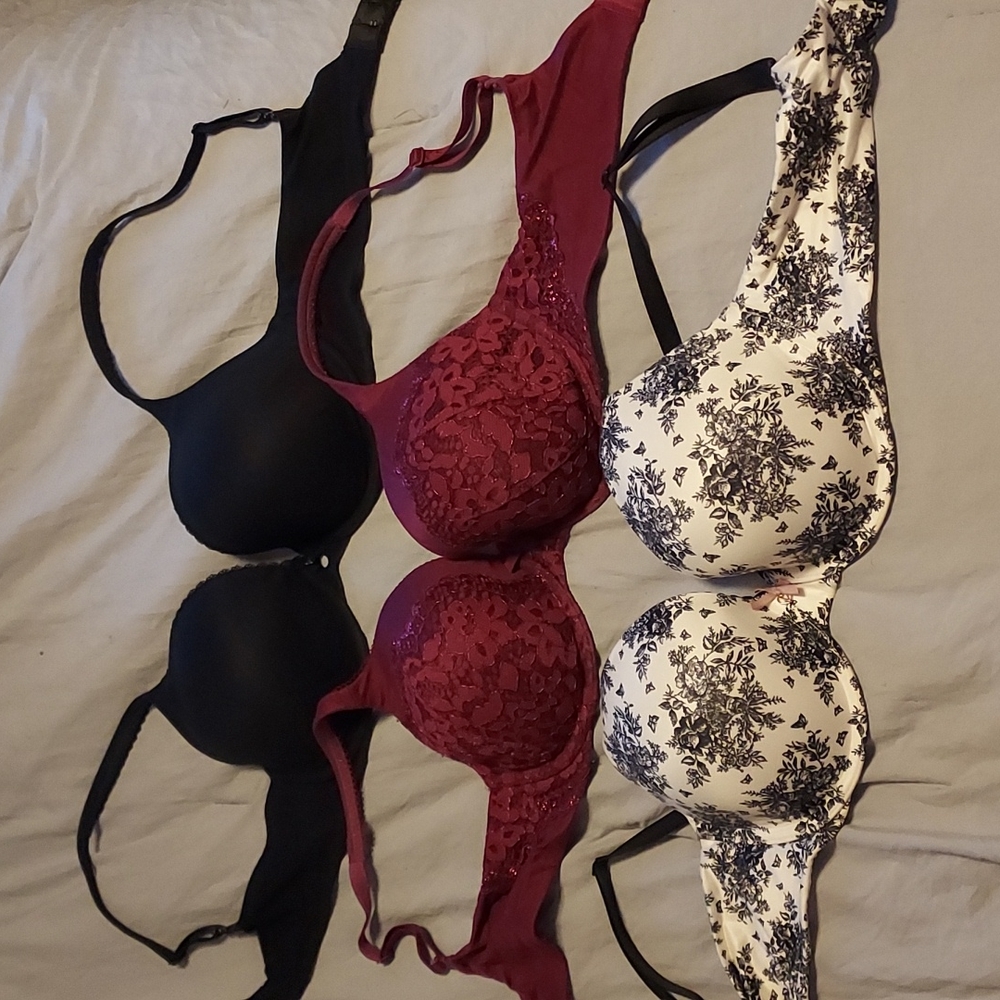 Victoria secret 34D bras 3 for $35